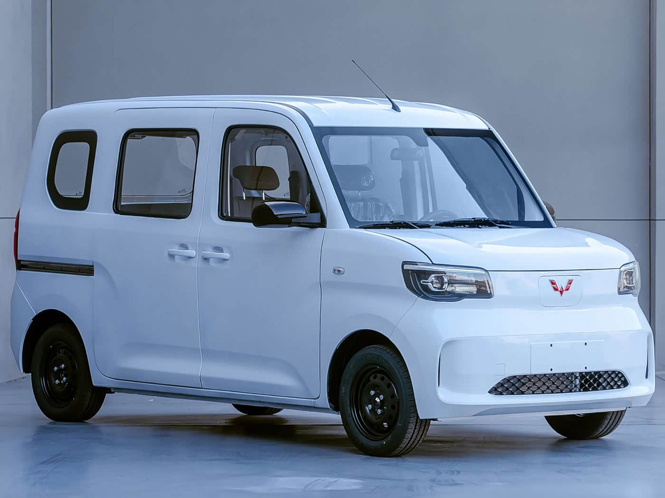 ZhiGuang EV — 후면 3/4